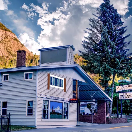 Abram Inn & Suites