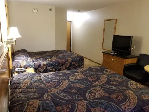 Prairie Inn Hotels in Clay County