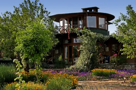 Perfect Home with Private Beach by Iznik Lake Отели в г. Keramet Mahallesi