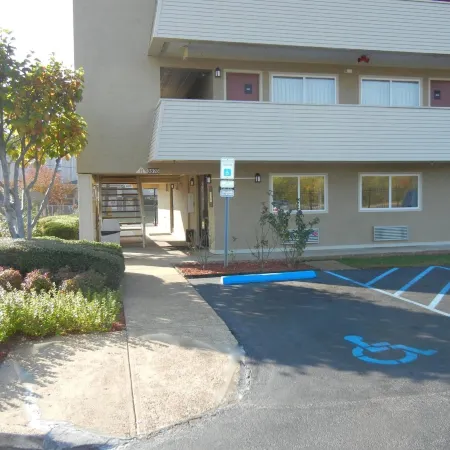 Fair View Inn & Suites