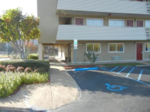 Fair View Inn & Suites