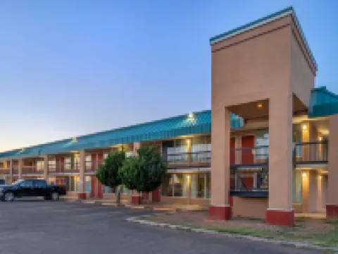 ควอลิตี้อินน์ ตูกุมการิ โรงแรมในตูกุมการิ