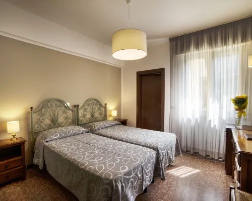 Hotel Bisesti Hotels in Garda Town