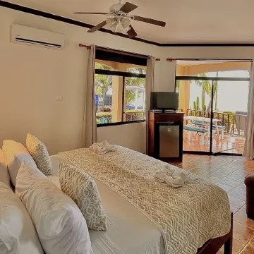 The Backyard Beachfront Hotel