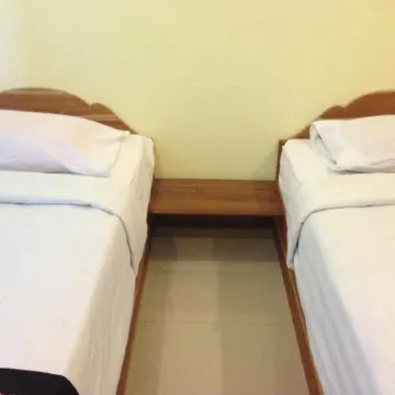 Lankham Hotel Отели в г. Паксе