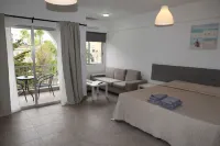 Polyxeni Hotel Apartments Hotels in Ayios Tykhonas