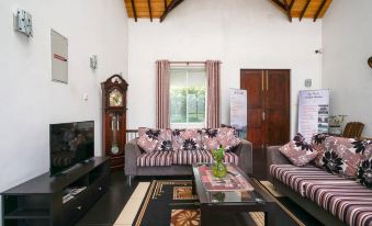 Lake View Comfort Bungalow