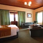 Magoebaskloof Hotel - parking