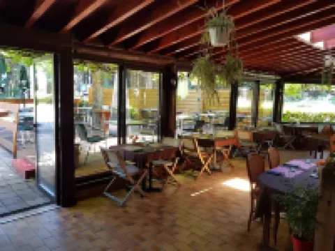 Le Pavillon