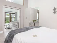Sixteen Guesthouse on Main Hotels in Hermanus