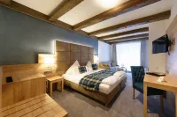Hotel Alte Post Hotels in Ettal