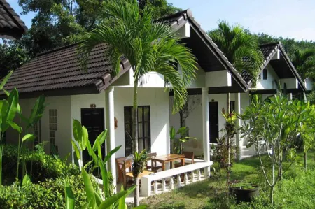 Privacy Resort - Koh Chang Отели рядом с достопримечательностью «Ban Salak Phet»