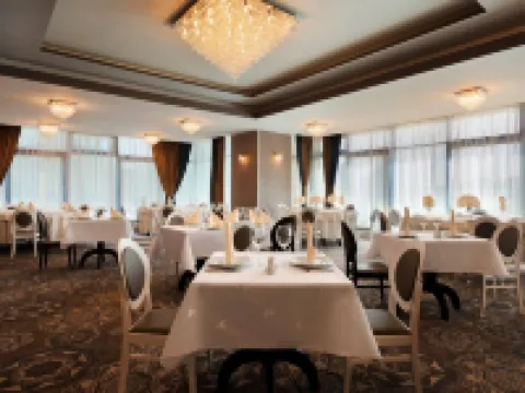 Ramada by Wyndham Constanta Hotels in Constanța