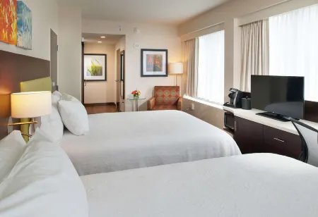 Hilton Garden Inn Pittsburgh Downtown Отели рядом с достопримечательностью «Фуникулёр Дюкен»