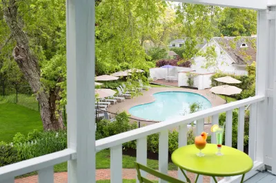 Queen Anne Inn Hotels near Forest Beach Conservation Area