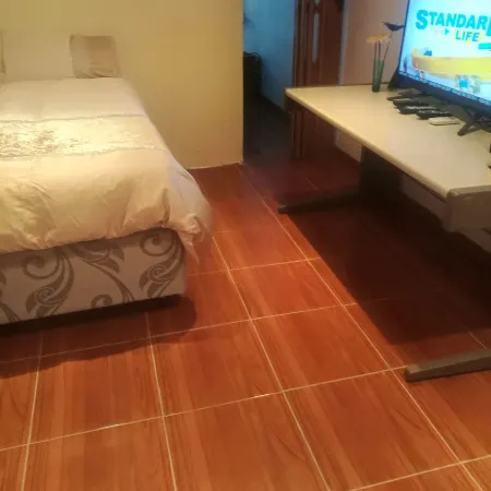 Naisar Royal White Apartment