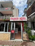 muber otel فنادق في Menderes