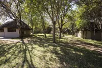 Nyati Safari Lodge Hotel di 