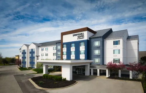 SpringHill Suites Kansas City Overland Park - parking