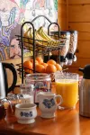 Hostel of Maine - breakfast