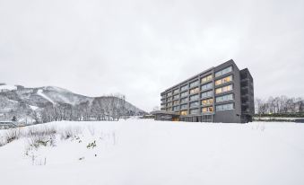 Hinode Hills Niseko Village, Curio Collection by Hilton