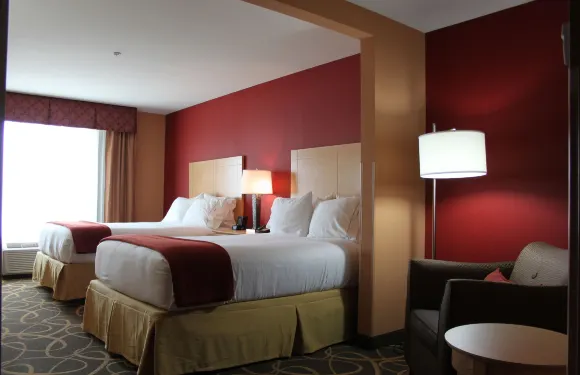 Holiday Inn Express 科特蘭