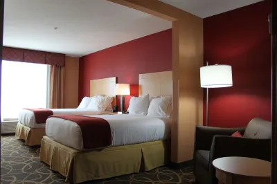 Holiday Inn Express Cortland Hôtels à proximité de : Cortland County Historical Society