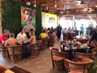 Hotel Casa de las Flores - breakfast