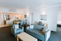 Ramada Hotel & Suites by Wyndham Ballina Byron - balcony