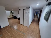 Express Inn Pty Aeropuerto Internacional Panama فنادق في Las Mananitas