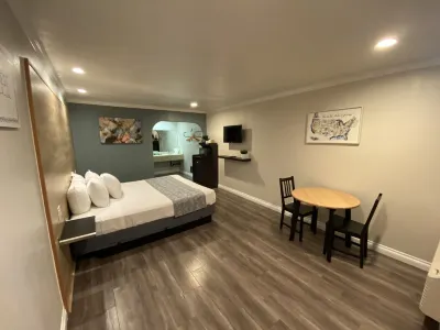 Anaheim Executive Inn & Suites