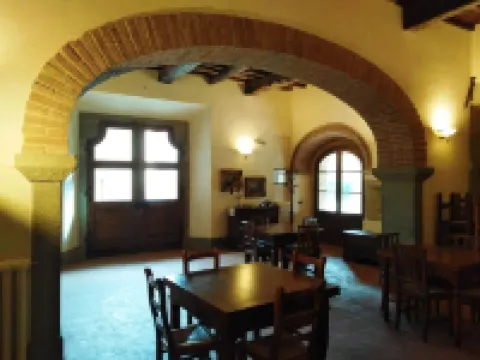 เตนูตา ปอจโจ มาริโน โรงแรมในDicomano