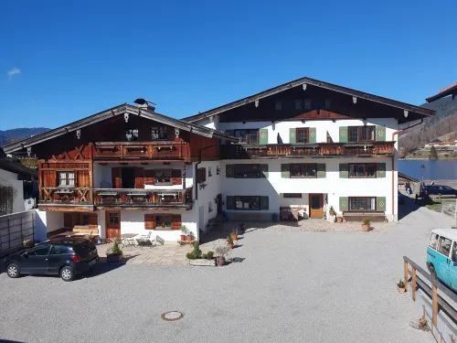 Haus Kaiser Hotels in Tegernsee