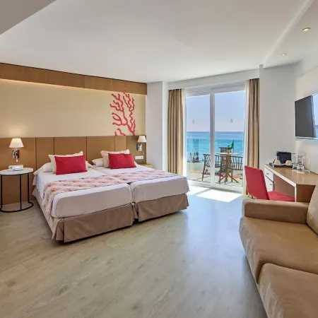 Universal Hotel Perla