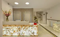 Zephyros Hotel