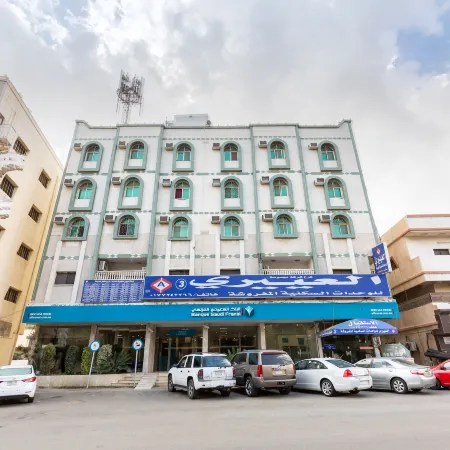 Al Eairy Furnished Apartments Al Baha 3 Отели в г. Эль-Баха