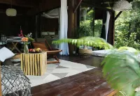 Les Landines Hotels in Villandraut