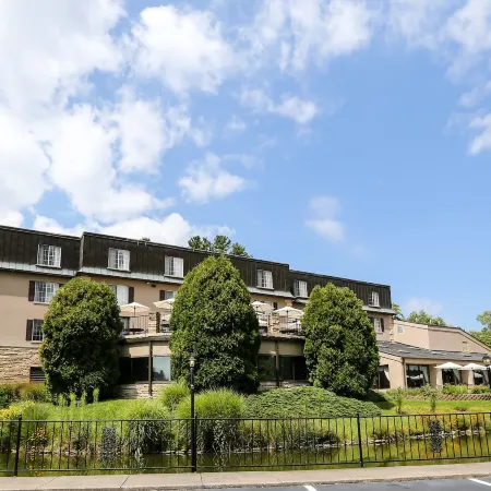 Meadowbrook Inn