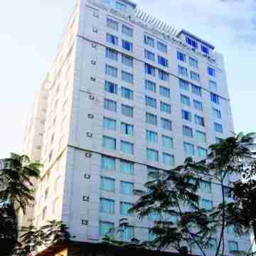 Oh Biz Premier at Leonia Hotel Exterior