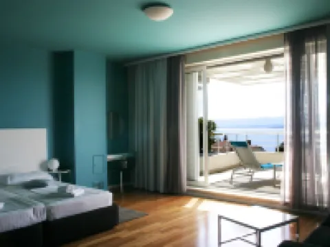 Villa Azzurra Hotels in Bol