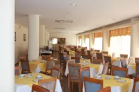 Hotel Caravelas - breakfast