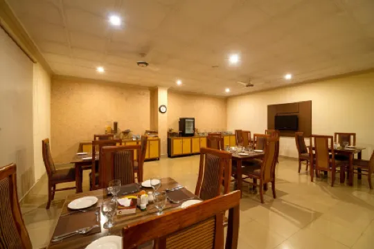 Hotel One Lalazar Multan