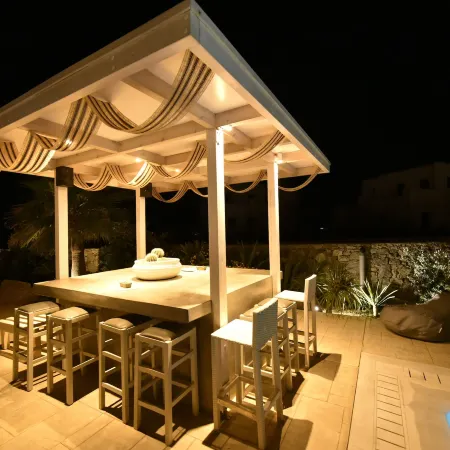 Queen Elegant Suites