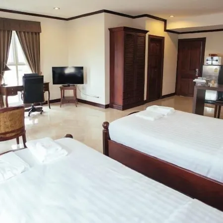 The  Vientiane Capitol (Capitol Residence)