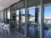 水晶飯店 塞尼加利亞住宿飯店