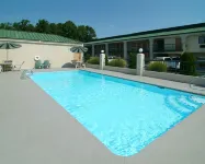 Quality Inn & Suites Macon North - Uima-altaat