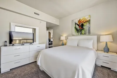 Global Luxury Suites at Woodbury Hotels in Hastings