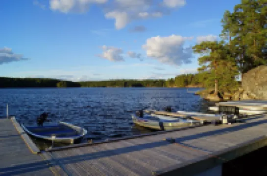 Långsjön Stugor & Camping