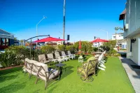 Little Inn by the Bay Newport Beach Hotel