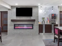 La Quinta Inn & Suites by Wyndham Houston NW Brookhollow Các khách sạn gần Nhà máy bia Karbach Brewing